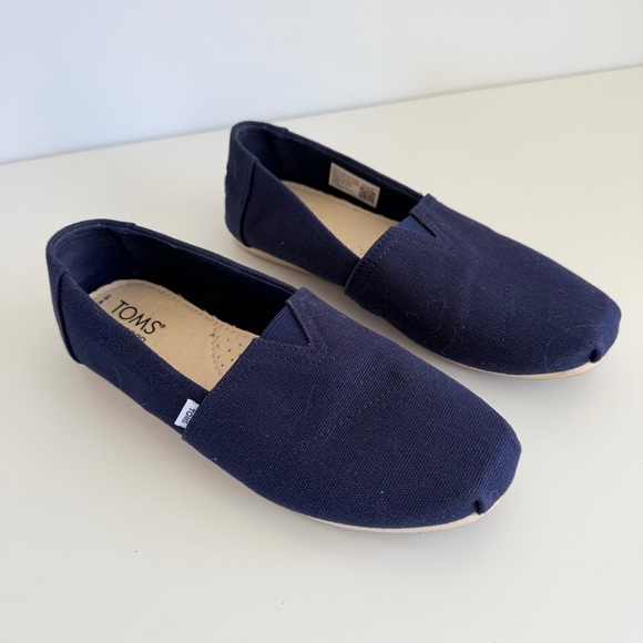 Toms Dark Blue Canvas Loafers Wear Good Slip On Shoes Women’s Size 6.5 - Picture 5 of 11